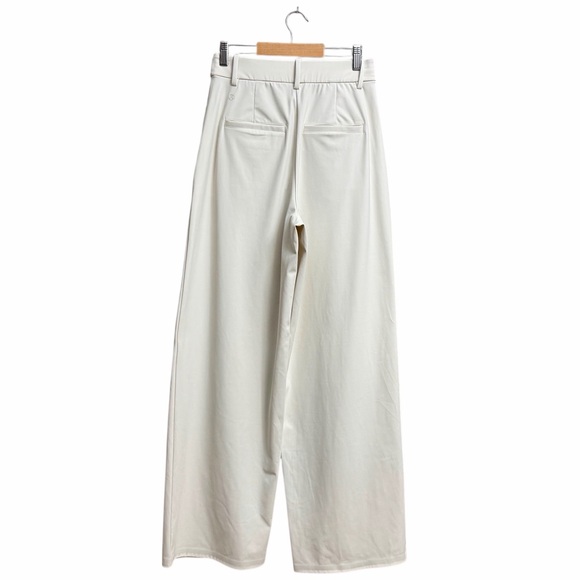 Lululemon Daydrift High-Rise Trousers in Light Ivory - Picture 7 of 12